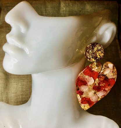 Red Hydrangea Jewelry Set – Real Flower Bangle & Earrings with Gold Foil | Handmade Resin Gift for Her | Nature-Inspired Jewelry