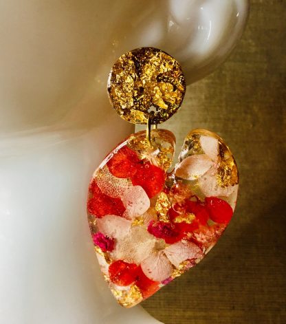 Red Hydrangea Jewelry Set – Real Flower Bangle & Earrings with Gold Foil | Handmade Resin Gift for Her | Nature-Inspired Jewelry