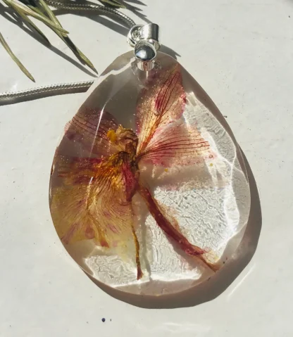 Eternal Ember Orchid Necklace – Real Pressed Orchid Pendant in Resin