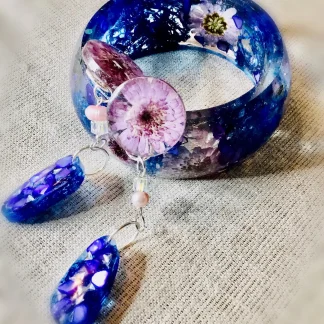 Pressed Chrysanthemum Resin Jewelry Set
