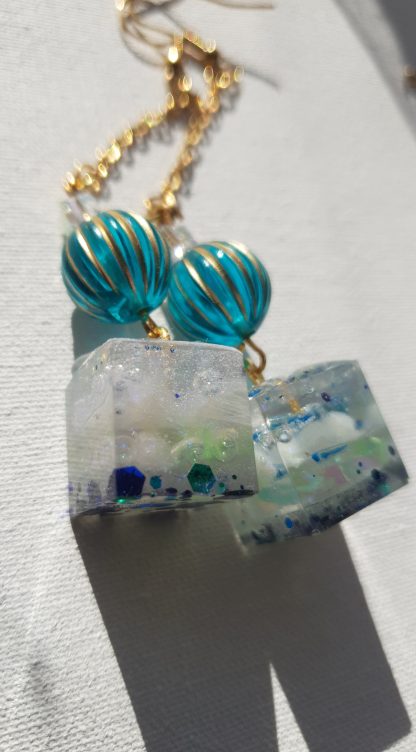 Luminous Lagoon Treasures – Glow-in-the-Dark Cube Earrings & Necklace Set