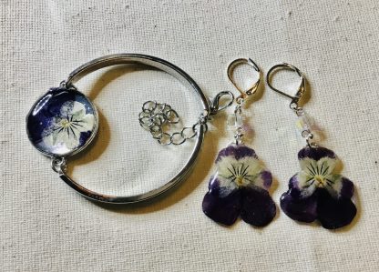 Violet Grace – Real Pansy Flower Jewelry Set