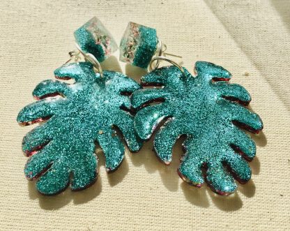 Green Leaf Resin Drop Earrings with Real Dry Flowers