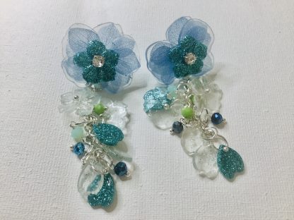 Ocean Bloom – Blue Hydrangea Earrings