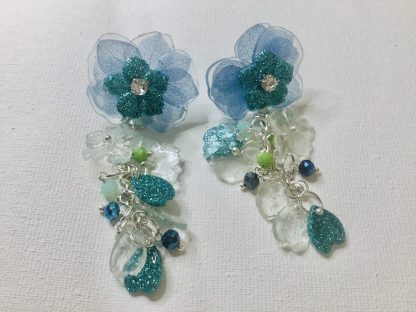 Ocean Bloom – Blue Hydrangea Earrings