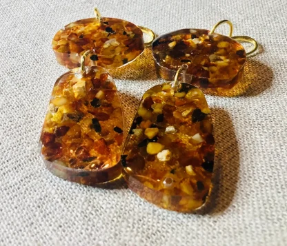 Golden Glow Amber Jewelry Set – Real Amber Resin Bangles & Drop Earrings | Handmade Statement Set | Elegant Gift for Her