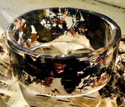 Nocturne Bloom – Real Flower Resin Bangle with Copper Foil