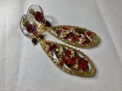 Golden Bloom Teardrop Earrings – Real Red Narcissus & Gold Foil Resin Jewelry