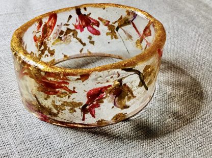 Golden Snowdrop Resin Bracelet