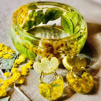 "Golden Whisper" – Real Mimosa Flower Resin Jewelry Set | Handmade Bangle & Earrings for Women