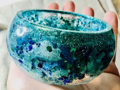"Fantasy Tide" – Ocean-Inspired Resin Bangle
