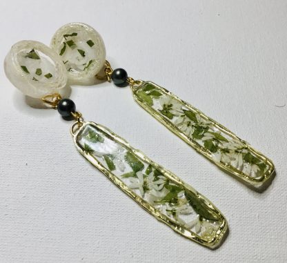 Nature's Elegance – Long Drop Earrings