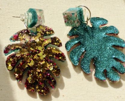 Green Leaf Resin Drop Earrings with Real Dry Flowers