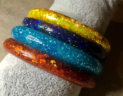 Set of 4 Colourful Glitter Resin Bangles 