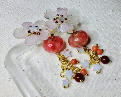 Blossom Galaxy" – Handmade Jewelry with Real Flowers