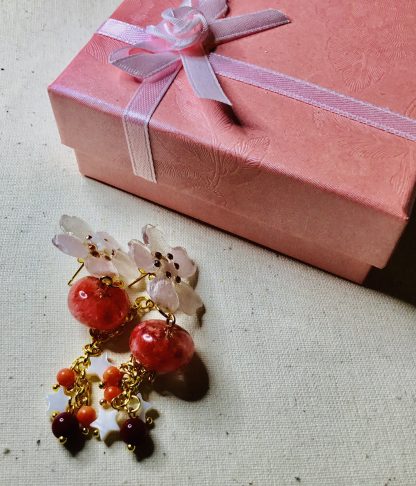 Blossom Galaxy" – Handmade Jewelry with Real Flowers
