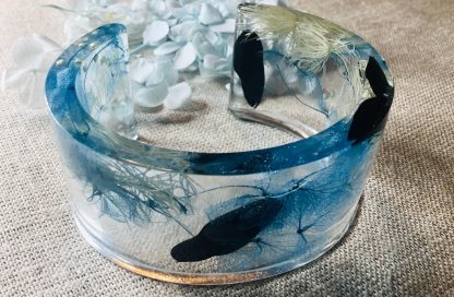 Ocean Bloom Cuff" – Real Blue Hydrangea Resin Bracelet