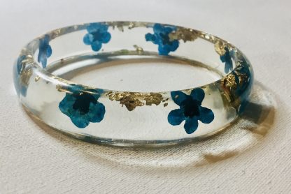 Ethereal Forget-Me-Not Resin Jewelry Set – Real Blue Flowers in Resin Earrings & Bangle