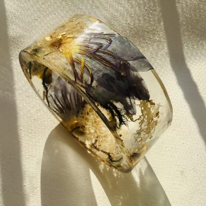 Enchanted Waterlily & White Moss Resin Bangle