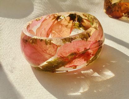 Pink Meadow Resin Bangle – Real Pink Petals & Grass