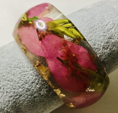 Pink Meadow Resin Bangle – Real Pink Petals & Grass