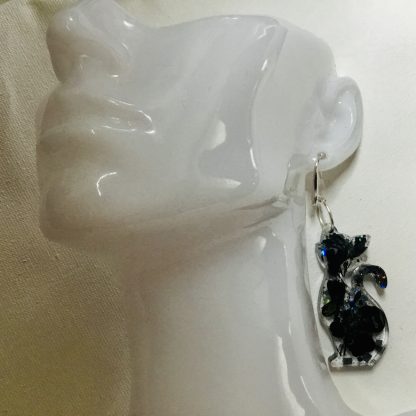 Midnight Garden Cat Earrings – Handmade Resin Jewelry with Real Pressed Flowers, Unique Nature-Inspired Gift
