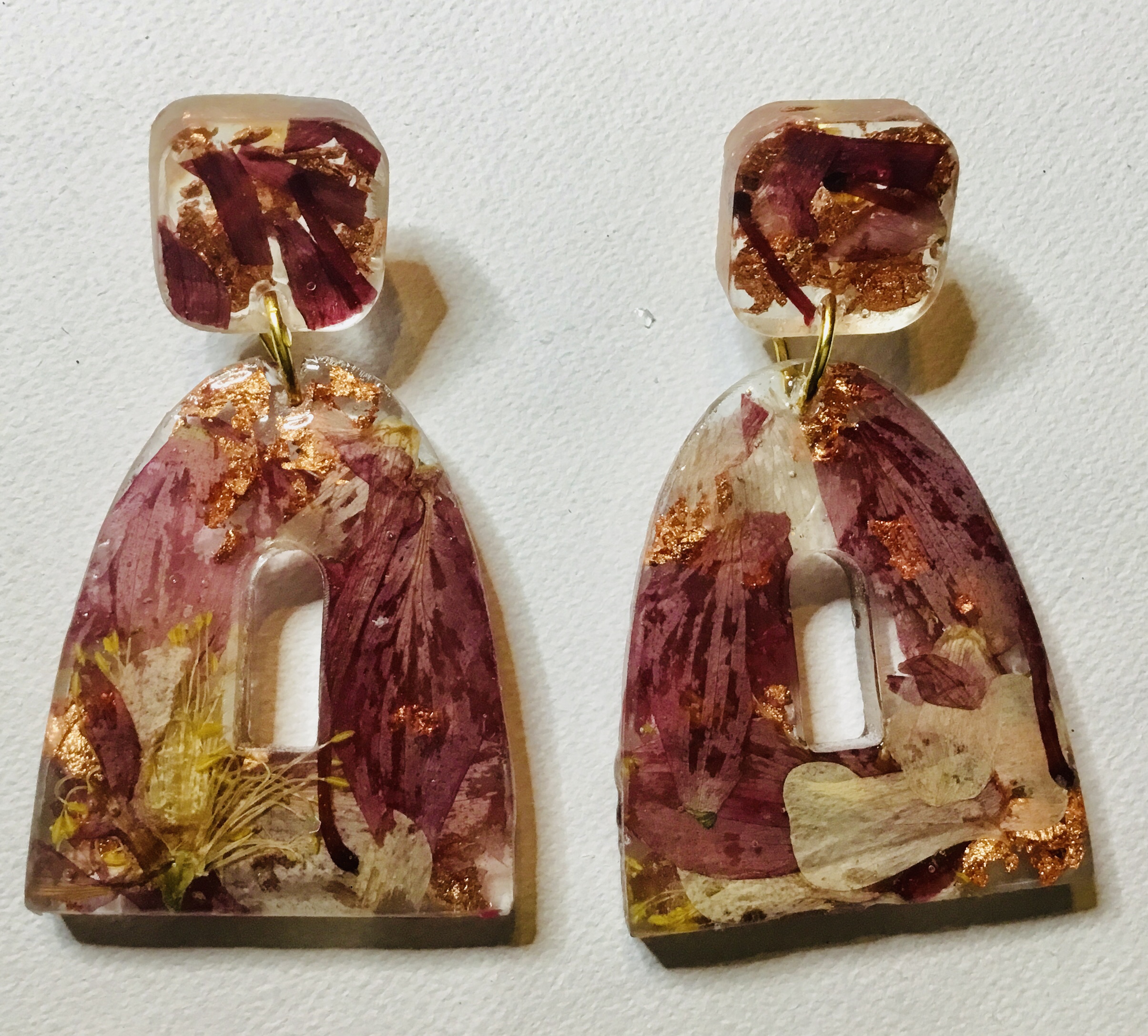 Petal Luxury – Real Flower Statement Earrings - Image 9